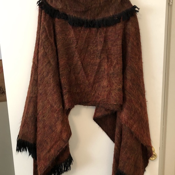 Autumn Poncho Shawl - Picture 5 of 5